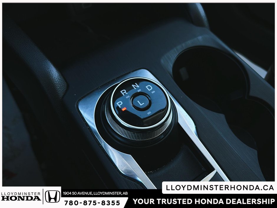 2025 Ford Escape Platinum-18