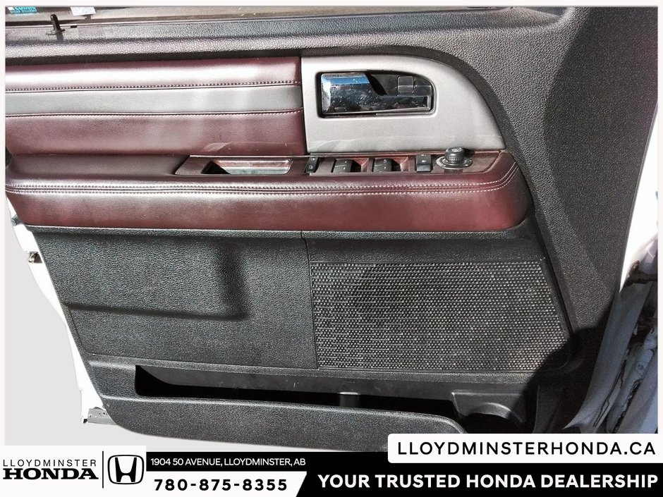 2017 Ford Expedition Platinum-15