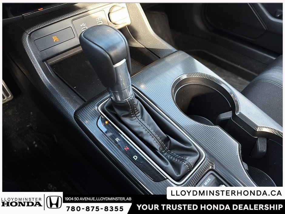 2025 Honda Civic Hybrid Sport-17