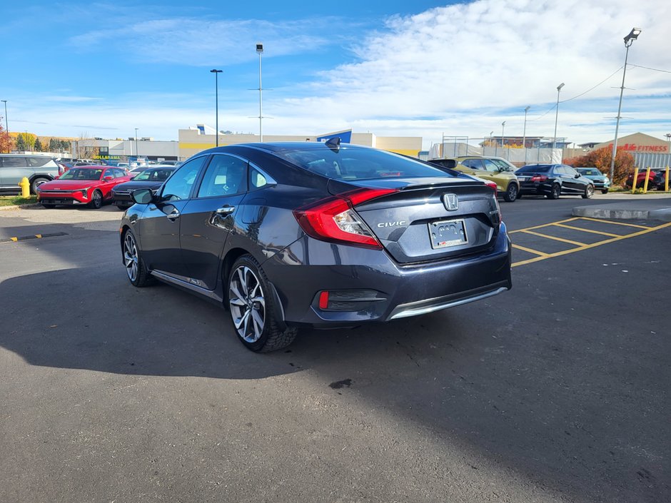 2019 Honda Civic Touring-1