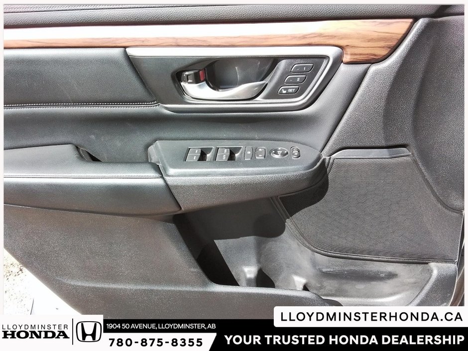 2017 Honda CR-V Touring-19