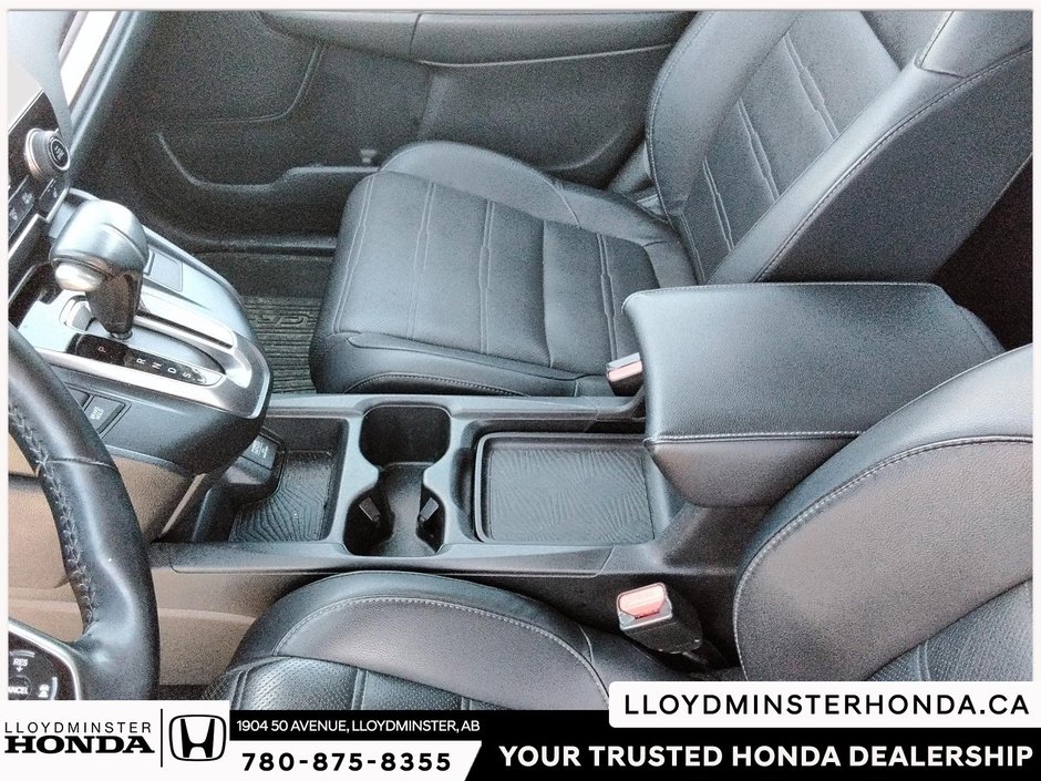 2017 Honda CR-V Touring-13