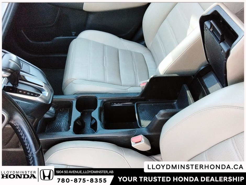2019 Honda CR-V Touring-12