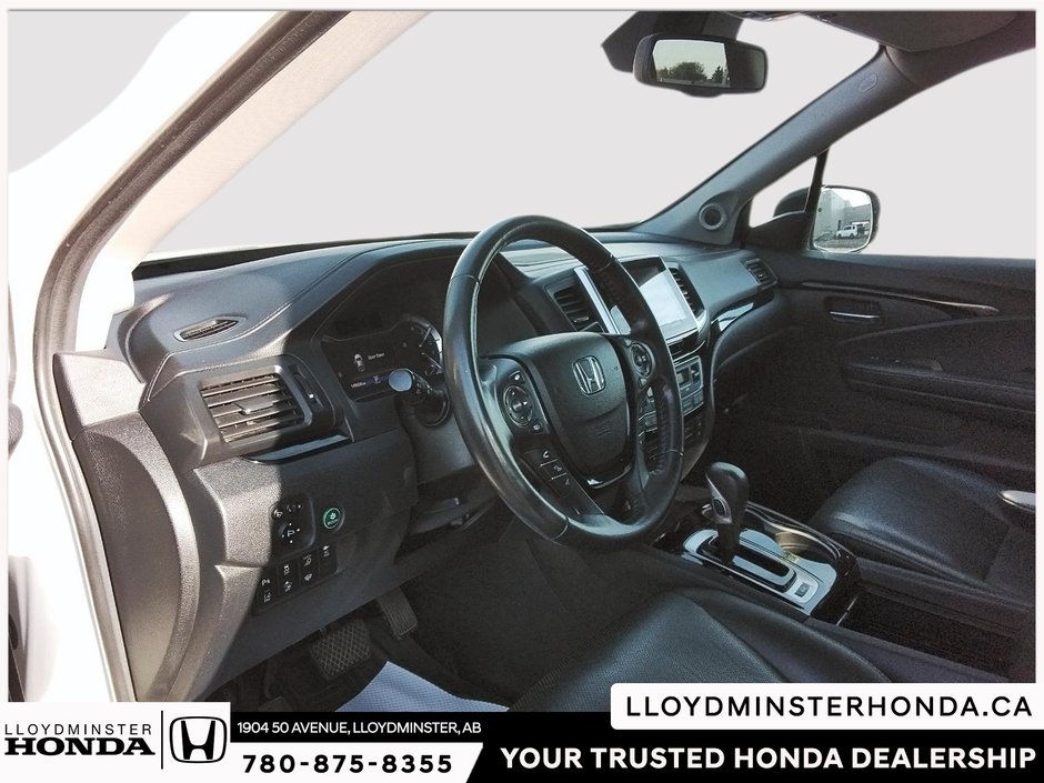 2019 Honda Ridgeline Touring-15