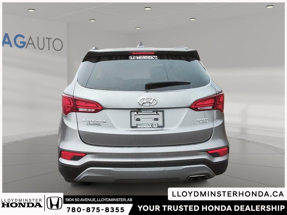 2017 Hyundai Santa Fe Sport Premium-2