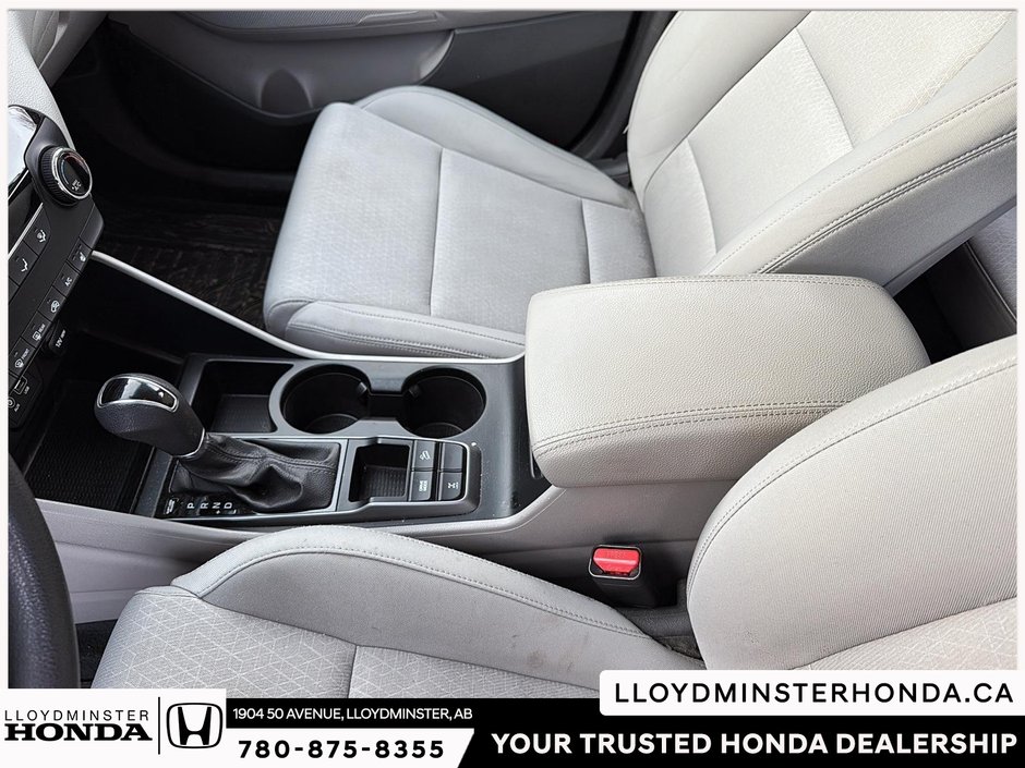 2017 Hyundai Tucson Base-10