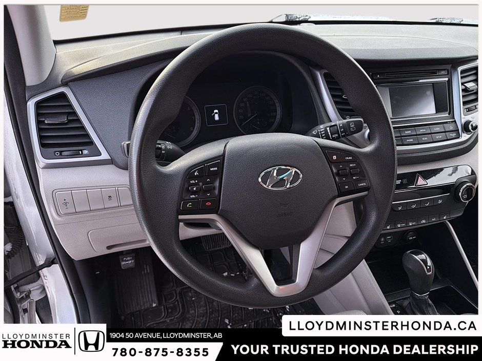 2017 Hyundai Tucson Base-12