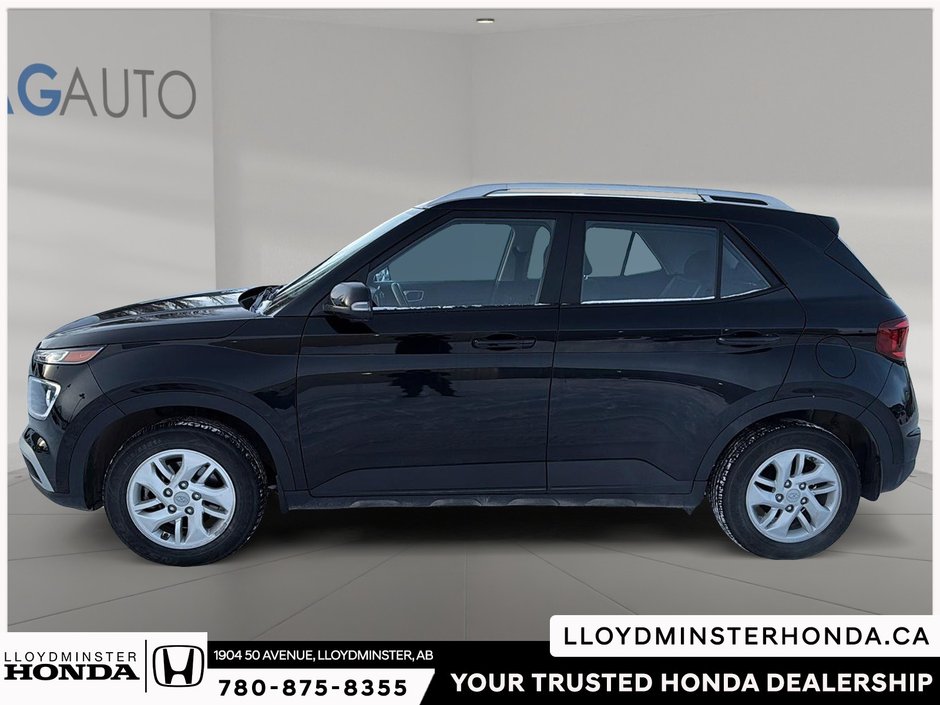 2021 Hyundai Venue Preferred-4