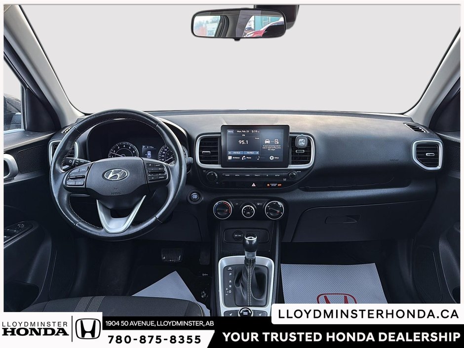 2021 Hyundai Venue Preferred-16