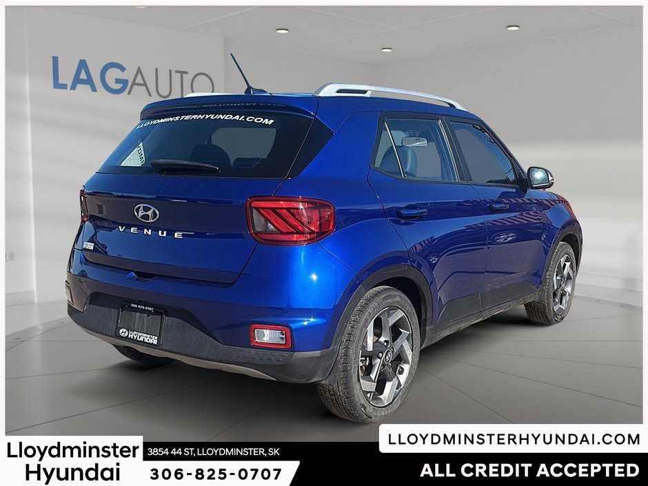 2023 Hyundai Venue Ultimate-7