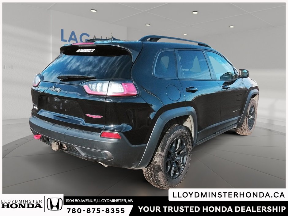 2022 Jeep Cherokee Trailhawk-4