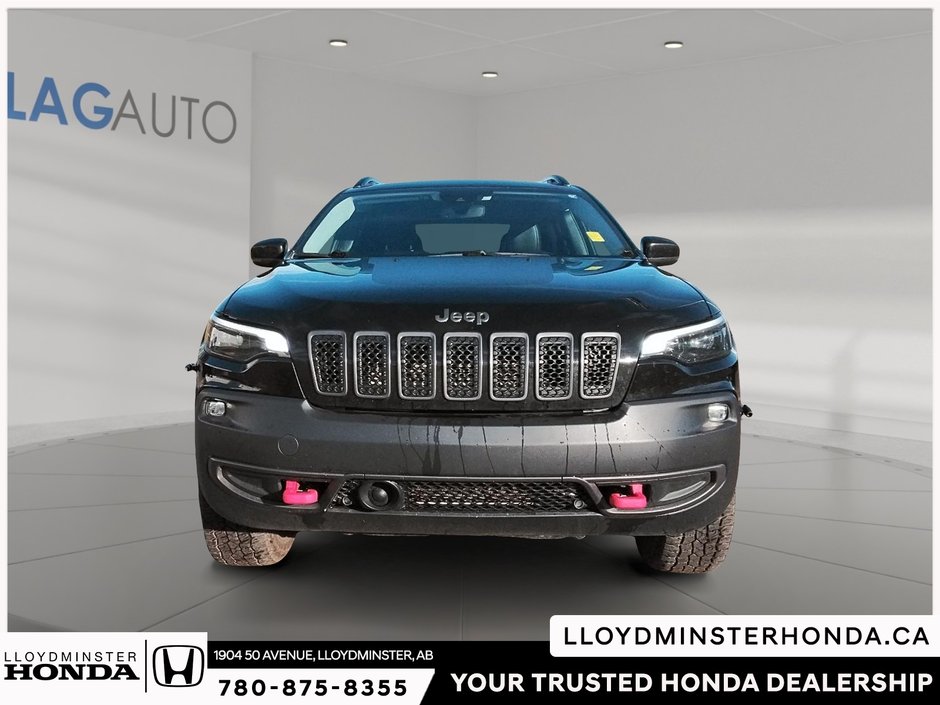 2022 Jeep Cherokee Trailhawk-1