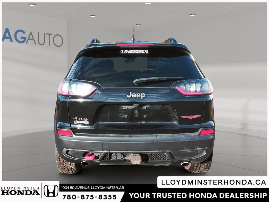 2022 Jeep Cherokee Trailhawk-6