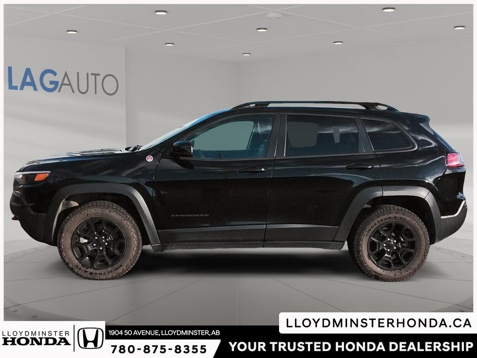 2022 Jeep Cherokee Trailhawk-3