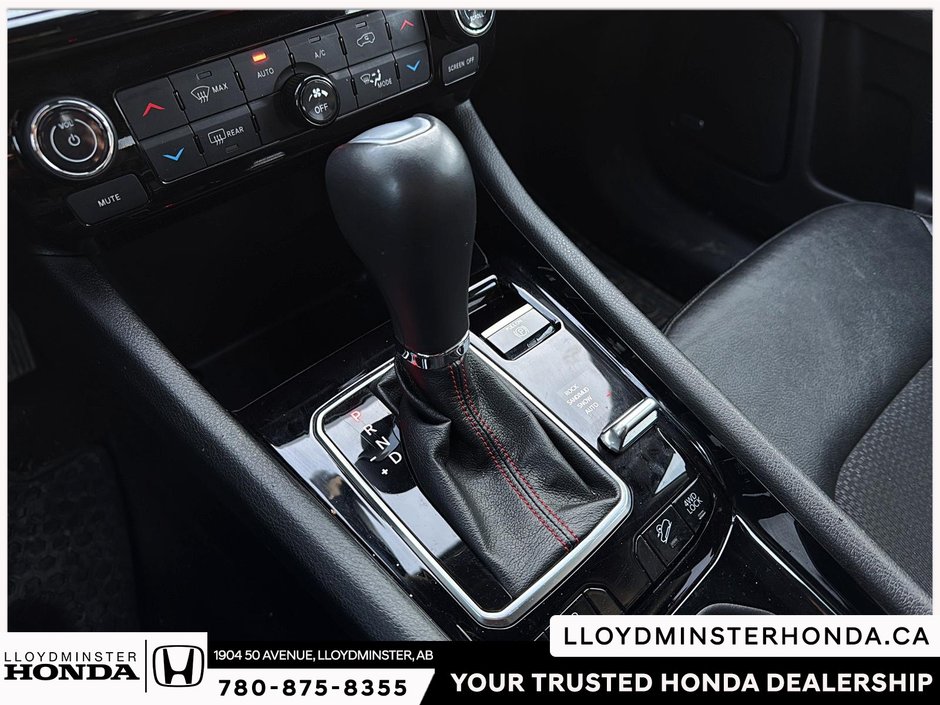 2024 Jeep Compass Trailhawk-18