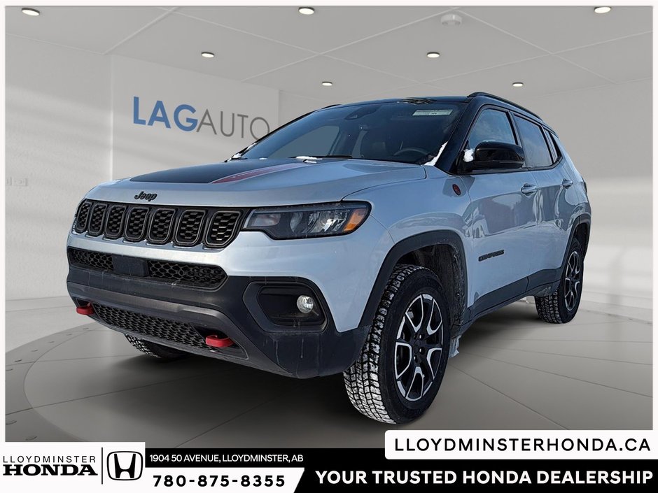 2024 Jeep Compass Trailhawk-0