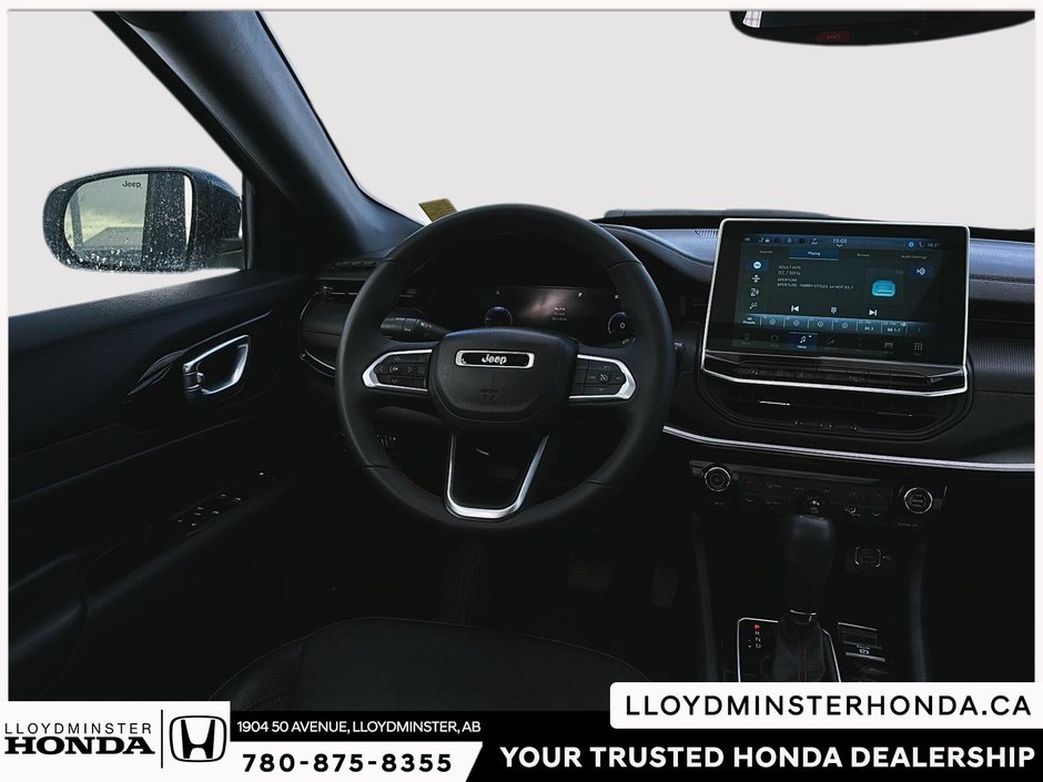 2024 Jeep Compass Trailhawk-16