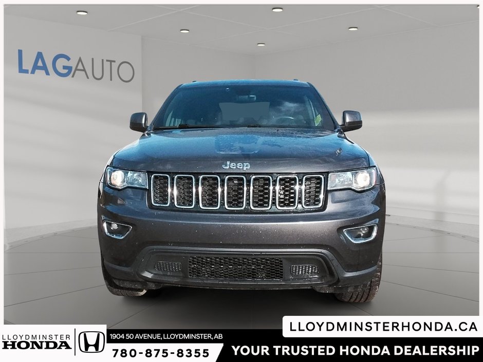2017 Jeep Grand Cherokee Laredo-1