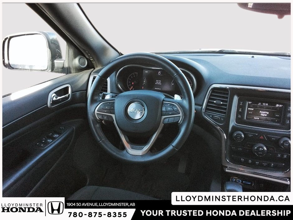 2017 Jeep Grand Cherokee Laredo-15