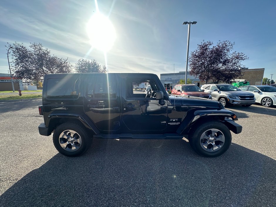 2017 Jeep Wrangler Unlimited Sahara-3