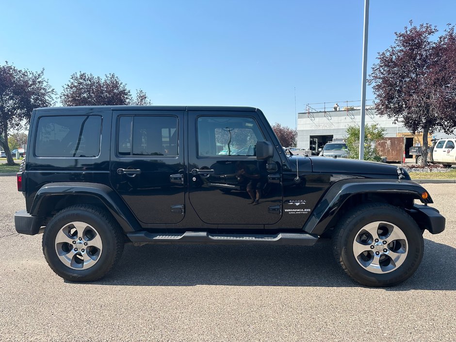 2017 Jeep Wrangler Unlimited Sahara-6