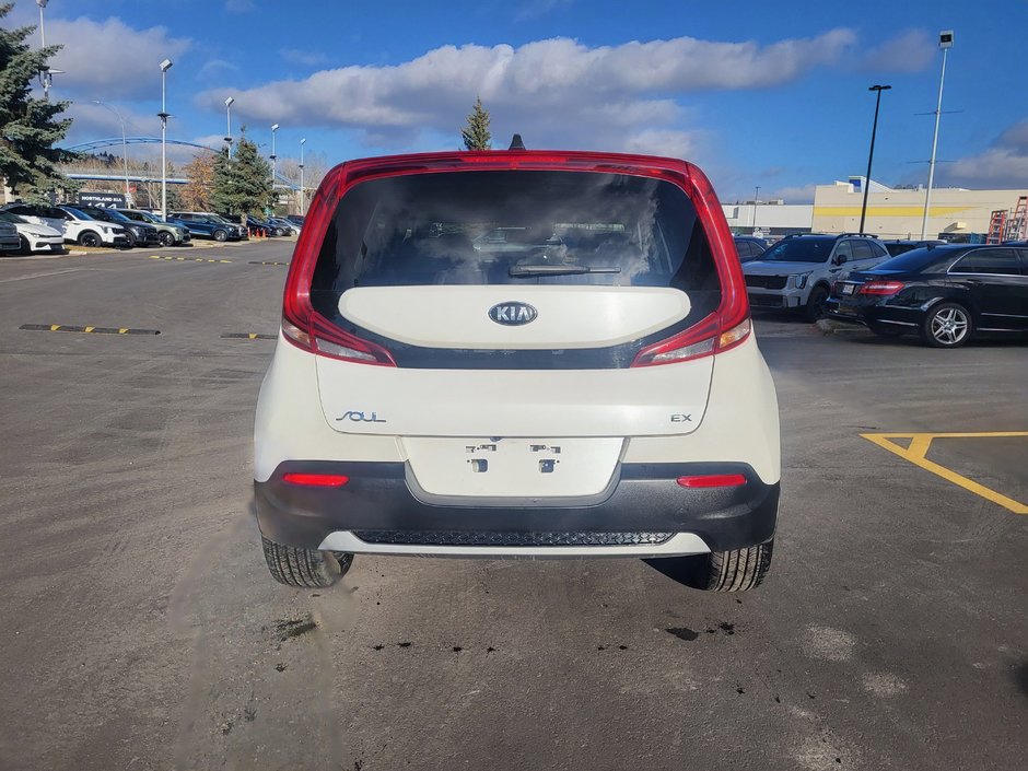 2021 Kia Soul EX+-2