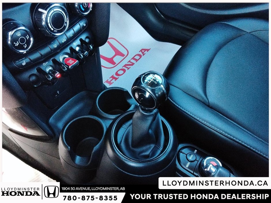 2019 MINI Cooper Base-17