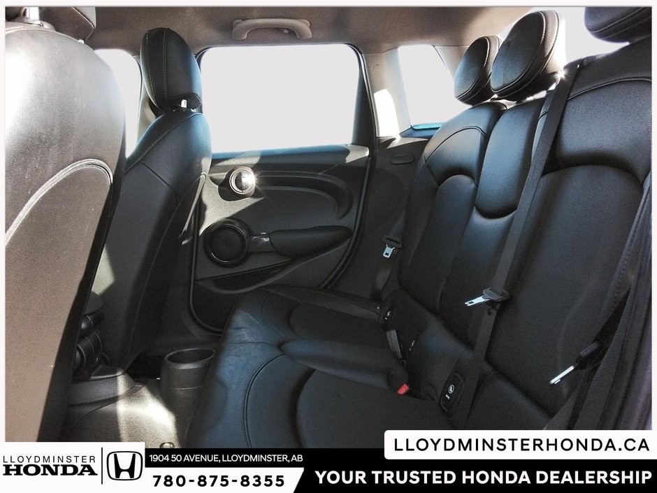 2019 MINI Cooper Base-9