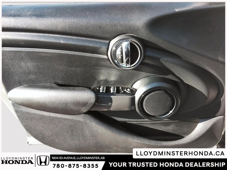 2019 MINI Cooper Base-12