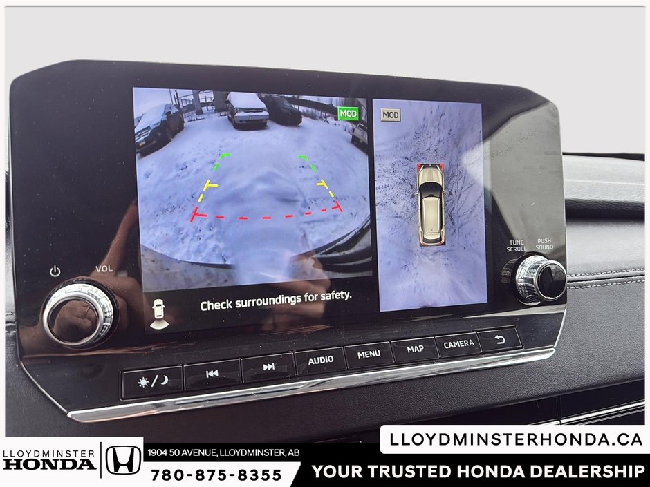 2023 Mitsubishi Outlander PHEV LE-24