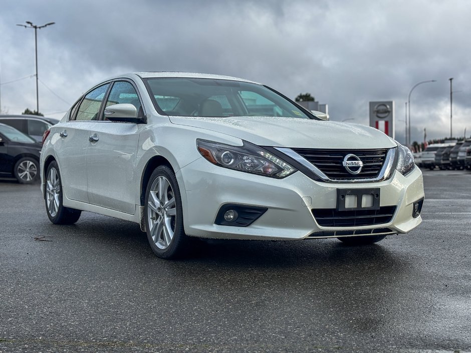 2017 Nissan Altima 3.5 SL-0