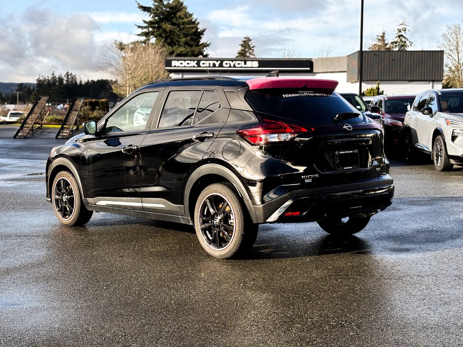 2022 Nissan Kicks SR-4