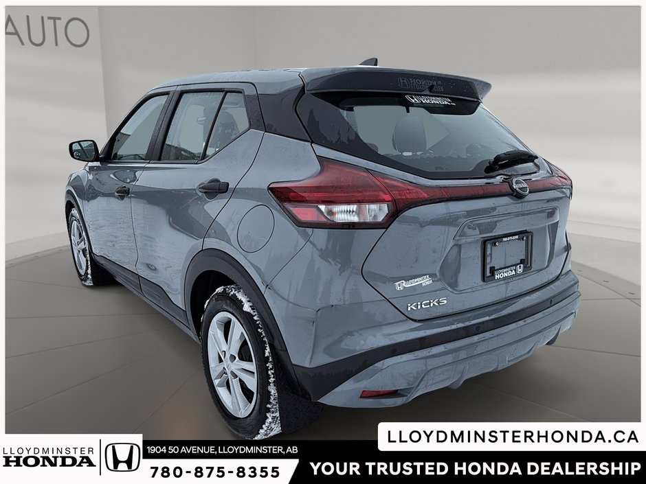 2024 Nissan Kicks S-3