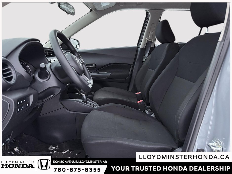 2024 Nissan Kicks S-8