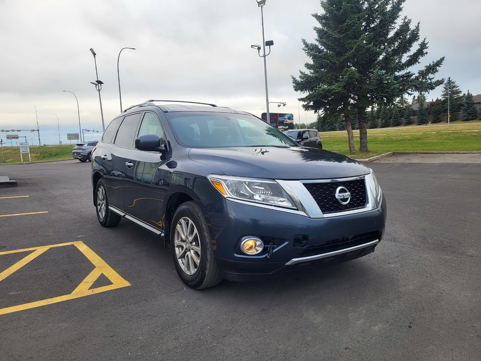 2016 Nissan Pathfinder SV-4