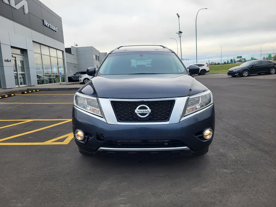 2016 Nissan Pathfinder SV-5