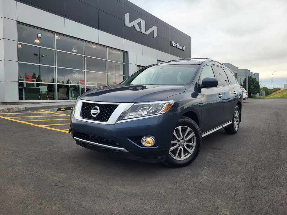 2016 Nissan Pathfinder SV-0