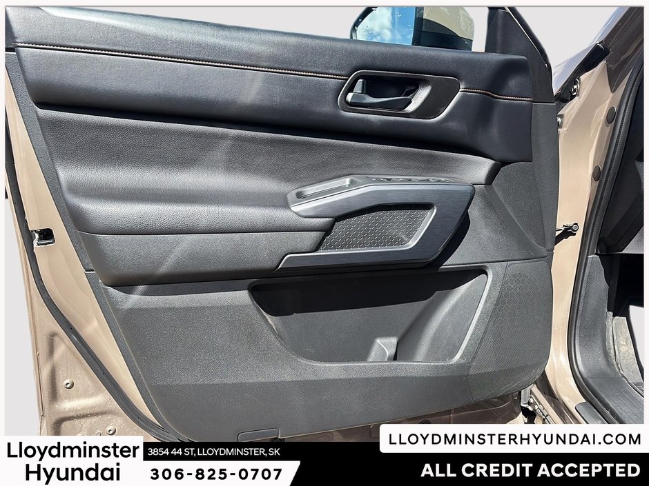 2024 Nissan Pathfinder Rock Creek-12