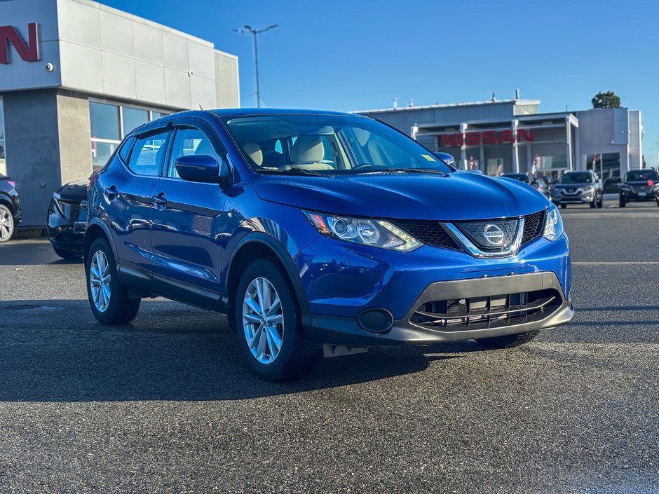 2018 Nissan Qashqai S-0