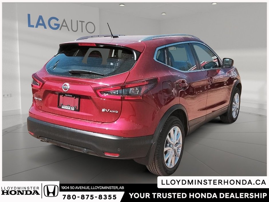 2021 Nissan Qashqai SV-5