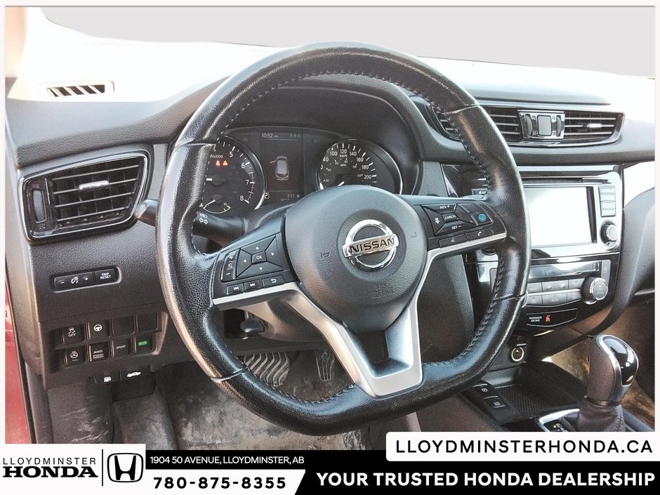 2021 Nissan Qashqai SV-14