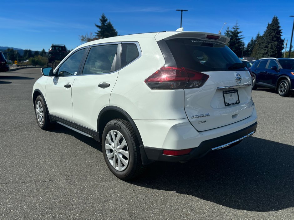 2019 Nissan Rogue S-4