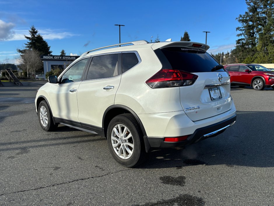 2020 Nissan Rogue SV AWD-4