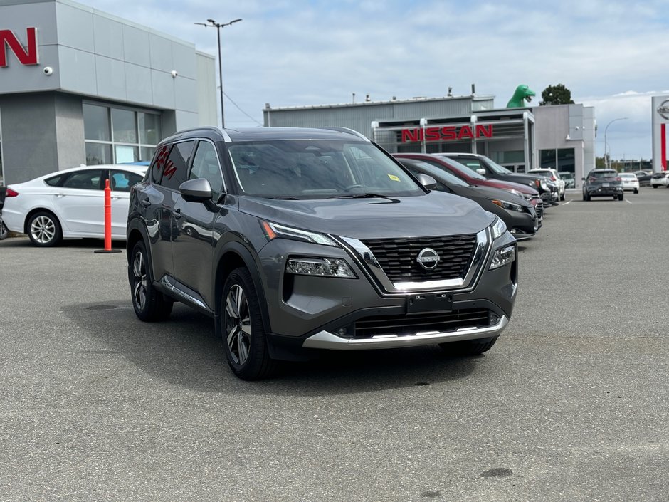 2022 Nissan Rogue Platinum-0