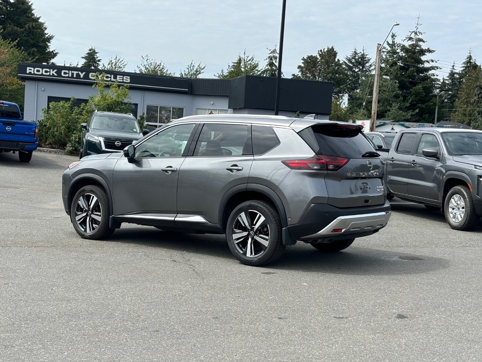 2022 Nissan Rogue Platinum-2