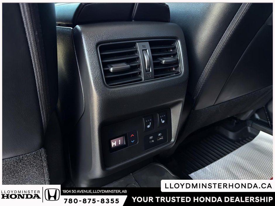 2022 Nissan Rogue Platinum-10