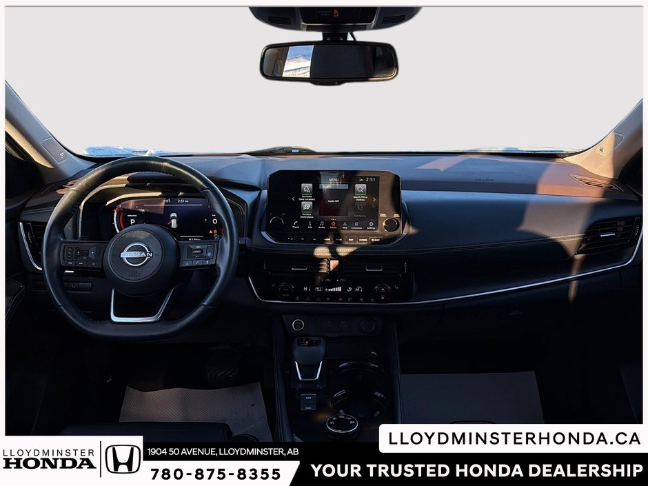 2022 Nissan Rogue Platinum-16