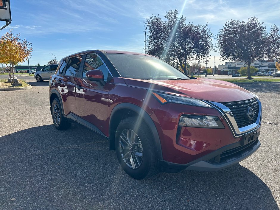 2023 Nissan Rogue S-2