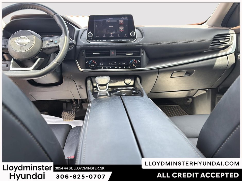 2023 Nissan Rogue SV Midnight Edition-17
