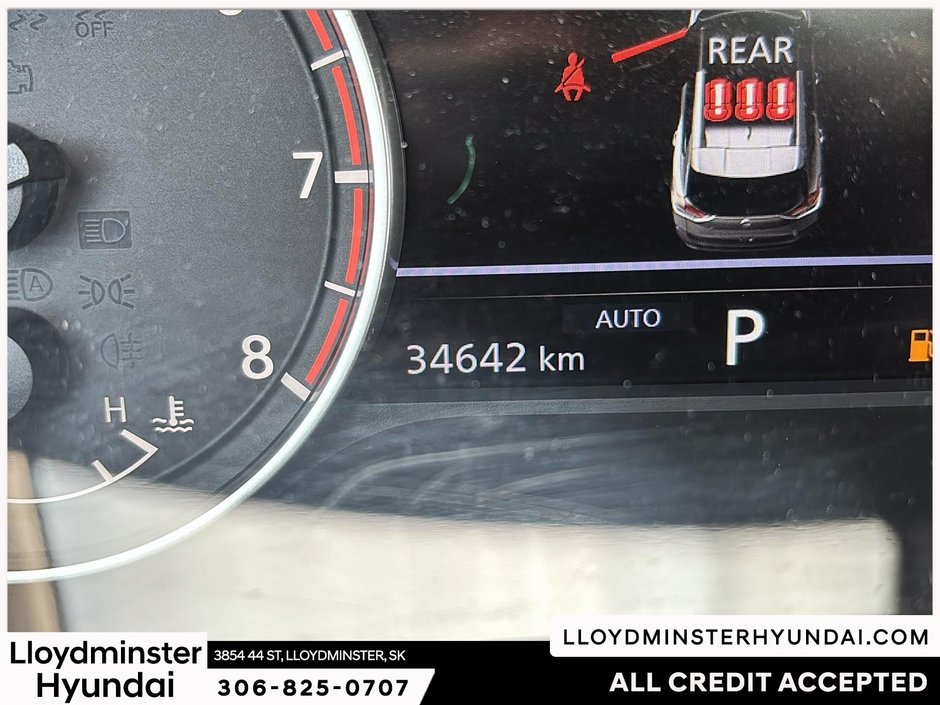 2023 Nissan Rogue SV Midnight Edition-18